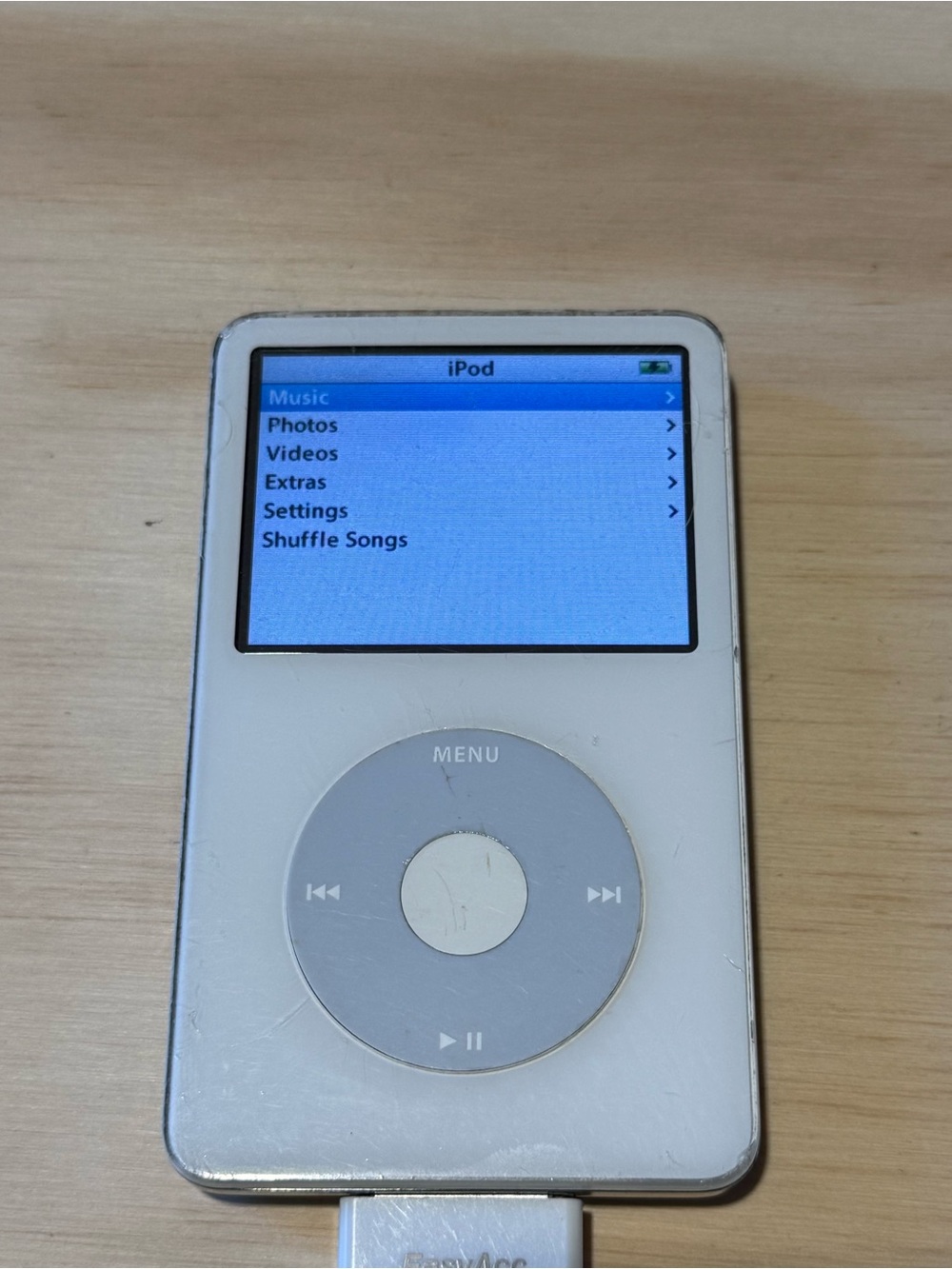 Apple iPod 5th Gen 30GB White Model:A1136 Bad Battery Hold No Charge Read Info!